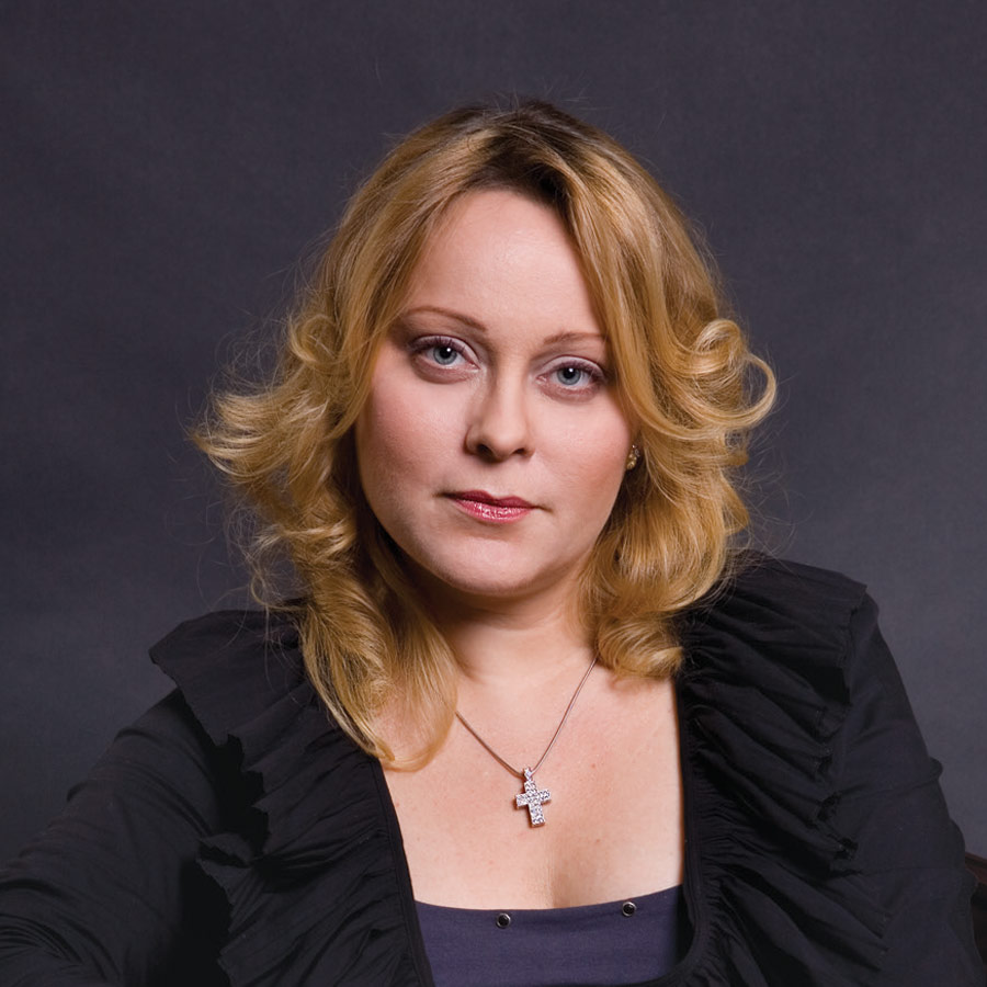 Alina Chevik, Director